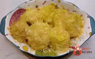 Гарнір з картоплі з сиром в духовці