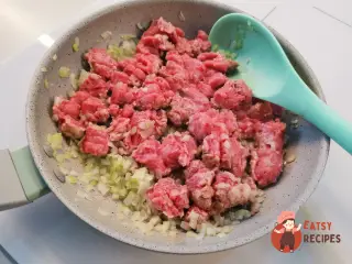 Крок 2: Млинці з фаршем