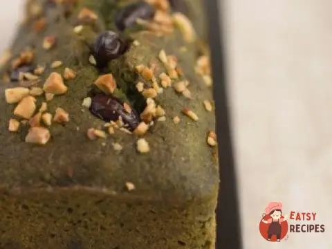 Кекс із зеленого чаю з каштанами