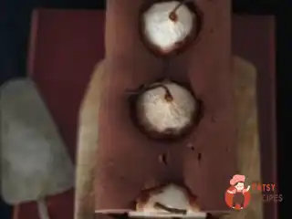 Сирний шоколадний кекс з грушею