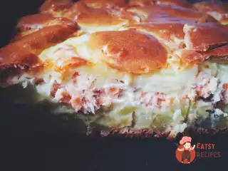 Рибний пиріг з картоплею