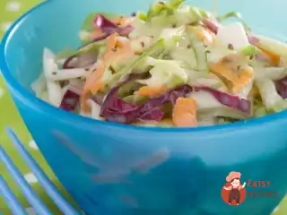 Коулсло з йогуртовою заправкою та кмином