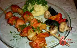 Курячий Шашлик По-Домашньому З Грибами Та Ананасами