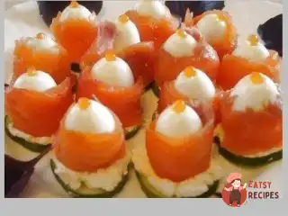 Закуска з перепелиних яєць та сьомги