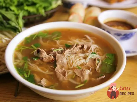Локшина з яловичиною та овочами