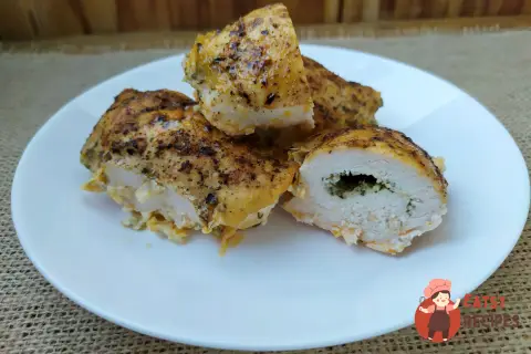 Курячі рулетики з сиром