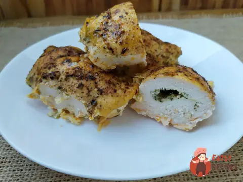 Курячі рулетики з сиром