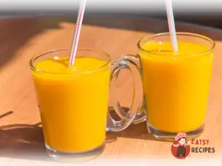 Фруктовий манго-апельсиновий коктейль