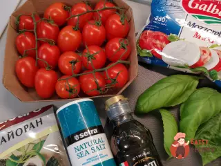 Крок 1: Класичний салат капрезе з майораном