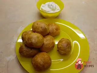 Сирні профітролі (гужери)