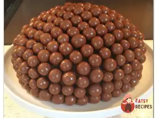 Maltesers cake