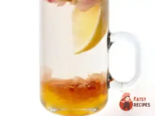 Крюшон із троянд