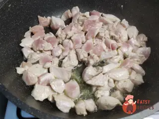 Крок 2: Пшенична каша з куркою