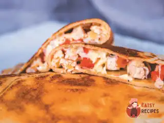 Вівсяні млинці з куркою та болгарським перцем