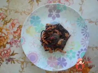 Папороть з курячою грудкою