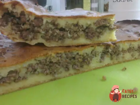 Швидкий пиріг з м'ясом