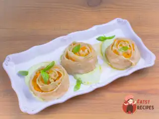 Пісні манти з гарбузом та соусом