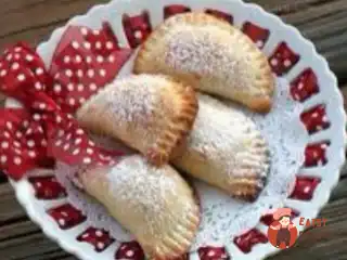 Сочини з яблуком
