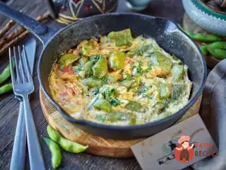 Омлет зі стручковою квасолею