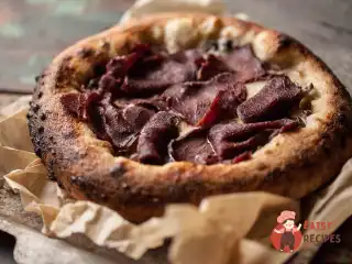 Пиріг з копченим оленем