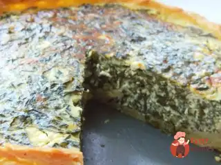 Тарт з сиром фета та шпинат