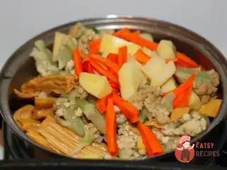 Овочі у вершковому соусі