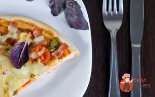 Піца З Беконом Та Овочами