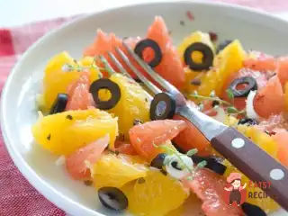 Апельсиновий салат з оливками