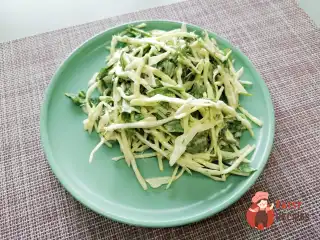 Коулсло з рукколою