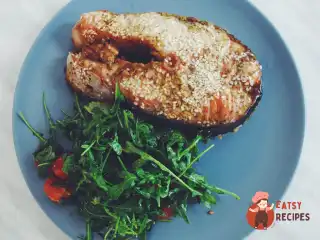 Сьомга з кунжутом