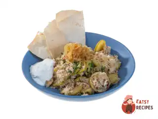 Плов з кабачками та горіхами