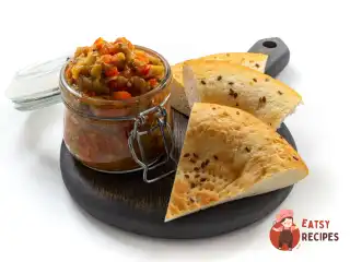 Баклажанна ікра на мангалі