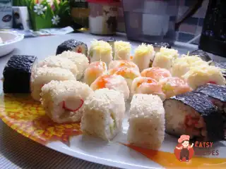 Роли в рисовому папері