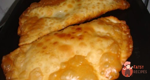 Чебуреки із зеленню