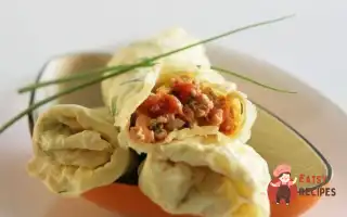 Омлетні Рулетики З Куркою, Помідорами Та Зеленню