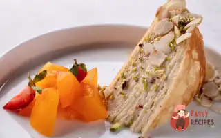 Млинець З Хурмою І Мигдалем