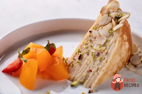 Млинець з хурмою і мигдалем