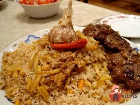 Плов із яловичини з капустою
