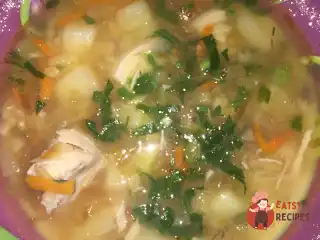 Розсольник по-сільському з куркою