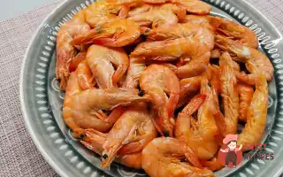 Смажені креветки з часником