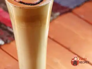 Крижаний мигдальний латте