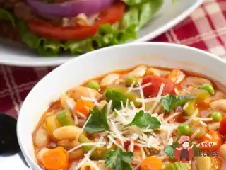 Швидкий овочевий суп