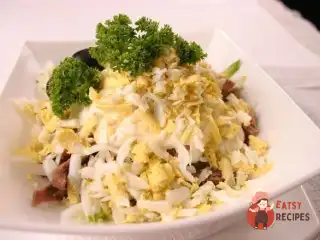 Салат зі свининою та яловичою мовою «Чоловічий каприз»