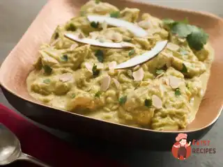 Курка з паростками сої та каррі
