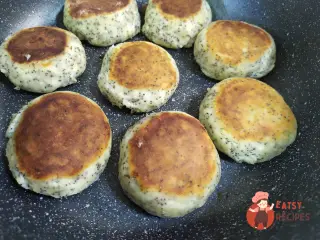 Крок 10: Сирники з маком