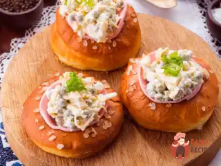 Кренделі-бутерброди