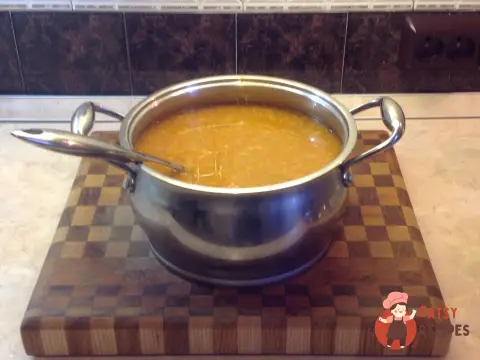 Сочевичний суп з паприкою