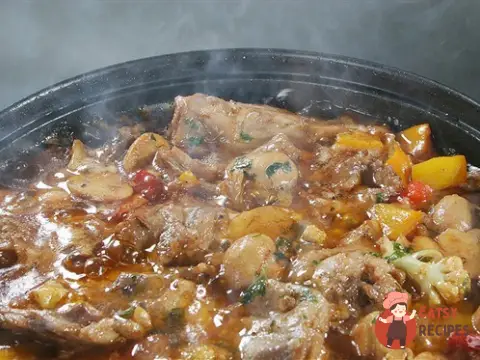 Кролик тушкований із часником