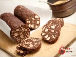 Шоколадно-горіхова ковбаска з цукатами