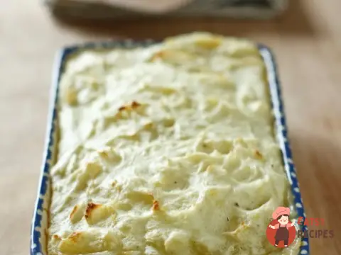 Тунець під морським соусом